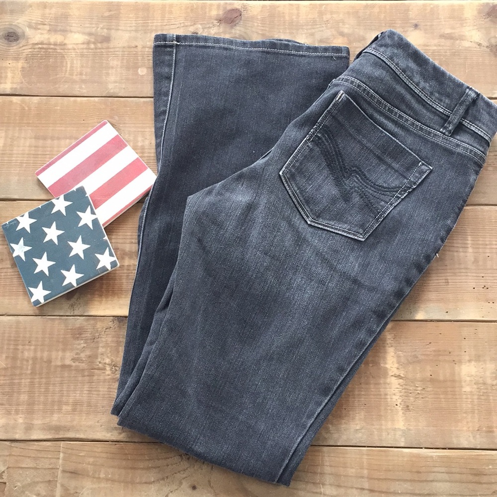 WHBM Blanc Bootcut Jeans